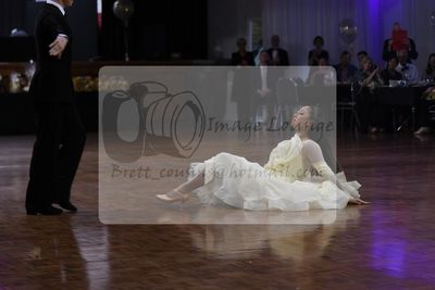 2023 night of the stars ball 0404.jpg