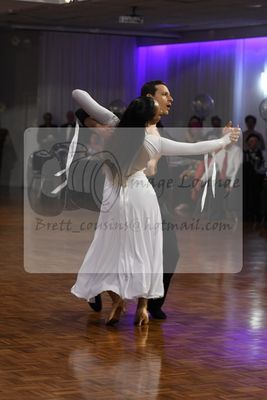 2023 night of the stars ball 0500.jpg