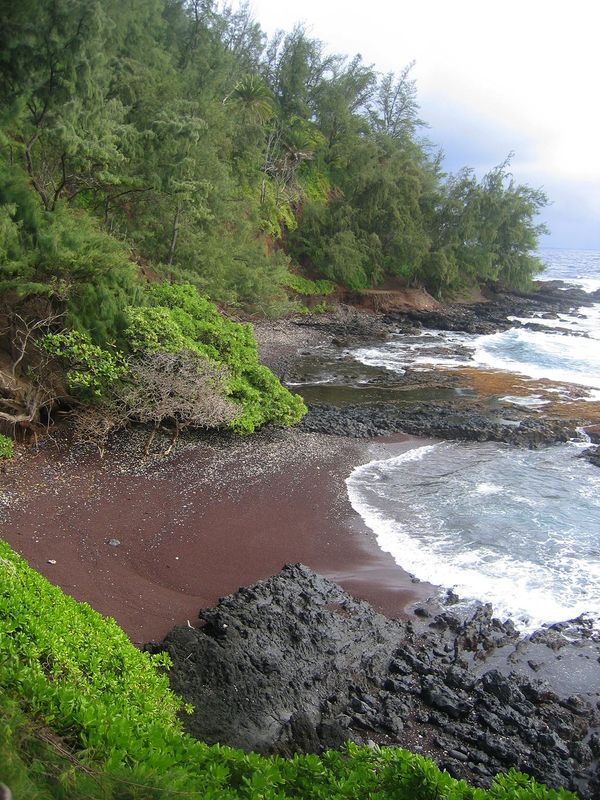 Red Sand Beach - Kaihalulu Beach