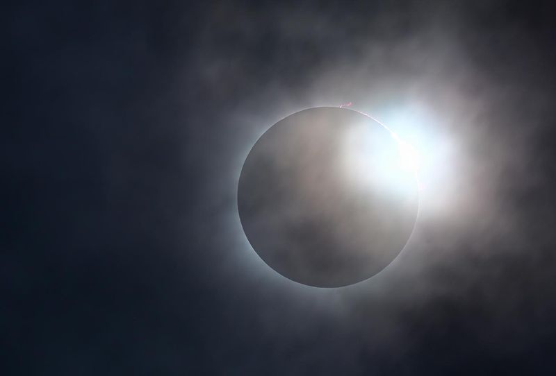 A few seconds past C3