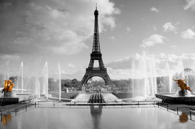 Tour Eiffel - Changed to B&W leaving the Gold Statues