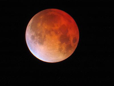 Total Lunar Eclipse - 2003 NOV 09