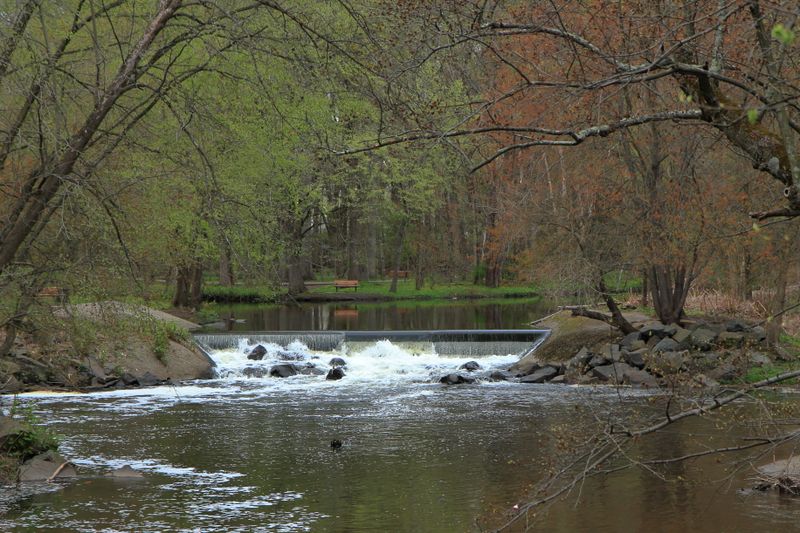Saddle River Pathway