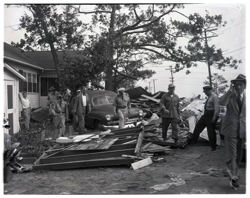 Hurricane Carol Sep 1954 (Myett)