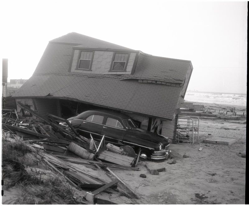 Hurricane Carol Sep 1954 (Myett)