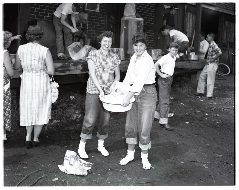 Hurricane Carol Sep 1954 (Myett)
