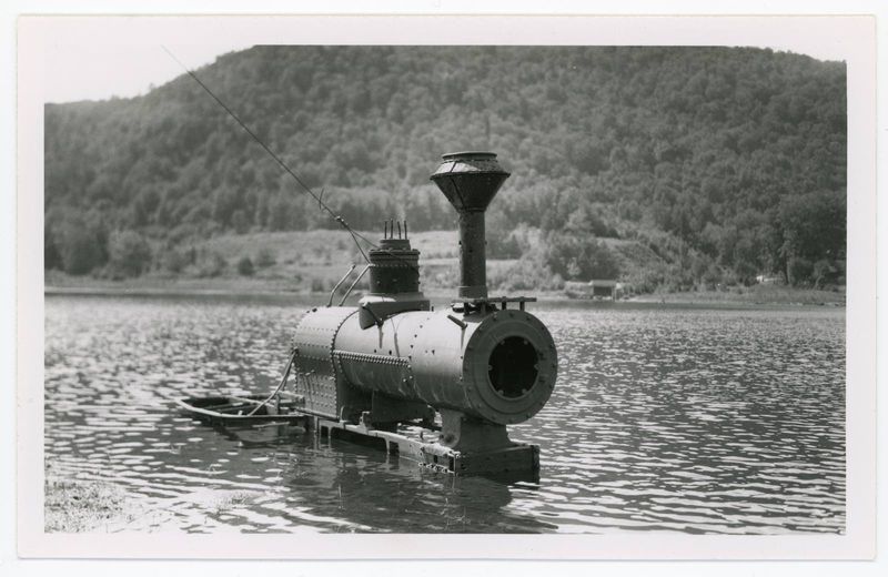H. T. & W. 0-4-4 T 1 Readsboro in Deerfield River
