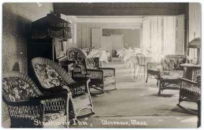 Strathmore Inn, Woronoco, Mass. [interior scene]