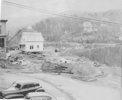 House moved for new bridge Readsboro (from Facebook)