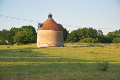 Kinwarton Church & Dovecote