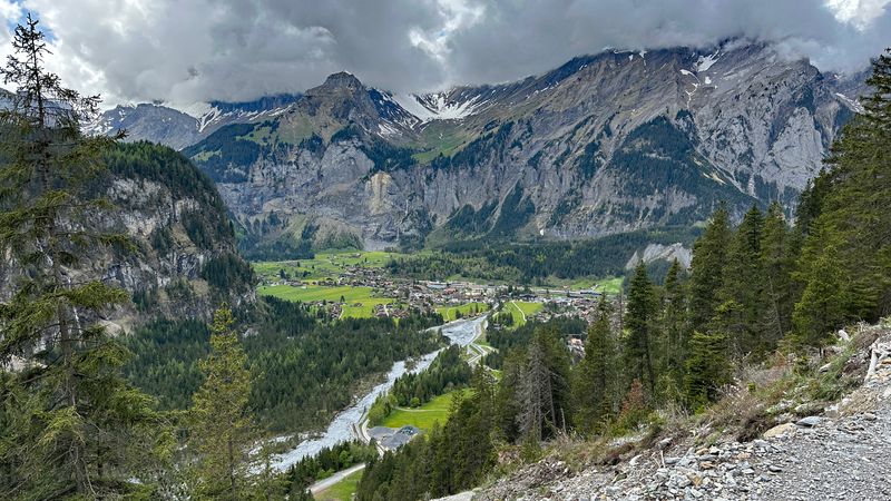 Decending from Oeschinensee 4