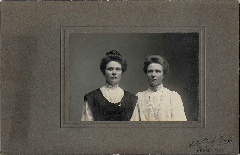 Cabinet card