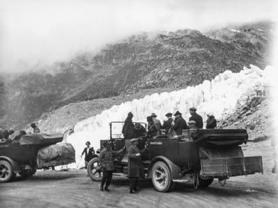 Zomer 1925 Auto op Furkapass