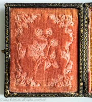 Ambrotype case 'Shelias Circle' (1860) #811