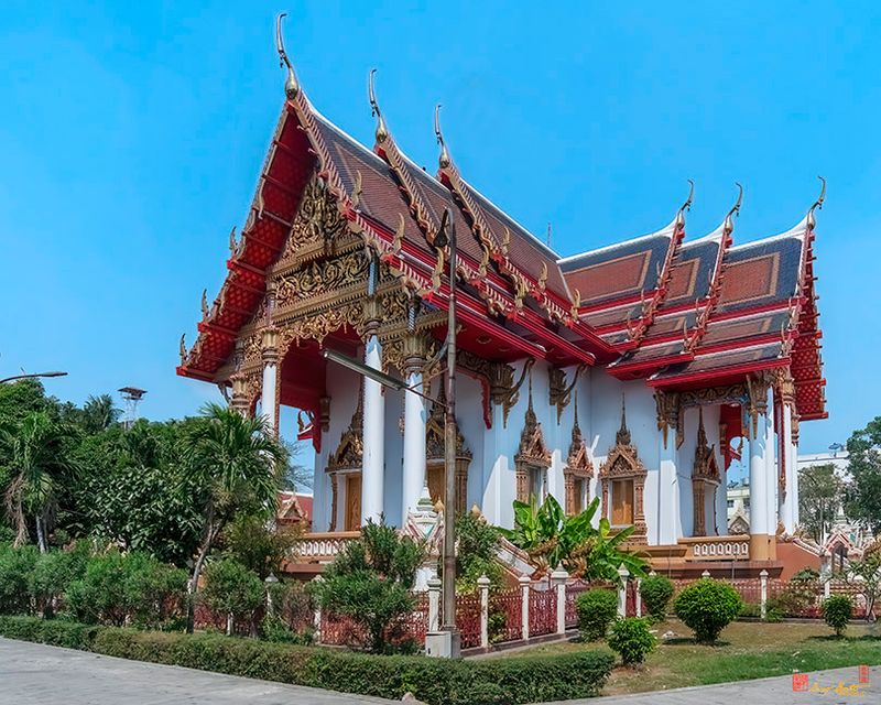 Wat Dokmai Phra Ubosot (DTHB1772)