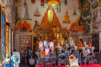 Wat Intarawihan Phra Ubosot Interior (DTHB1278)