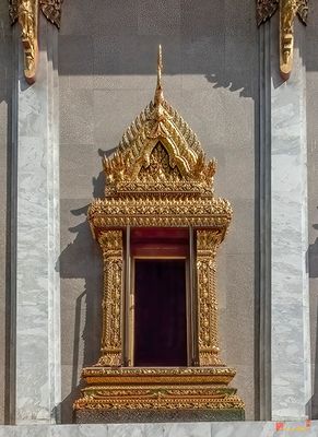 Wat Intarawihan Phra Ubosot Window (DTHB0297)