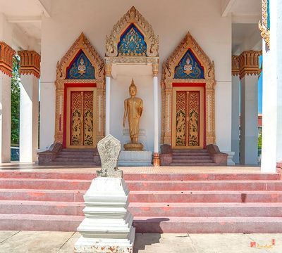 Wat Mongkol Nimit Phra Ubosot Entrance and Boundary Stone (DTHP0590)