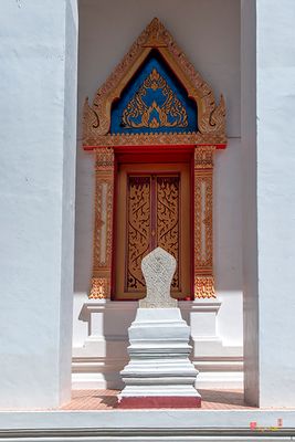 Wat Mongkol Nimit Phra Ubosot Boundary Stone and Window (DTHP0592)