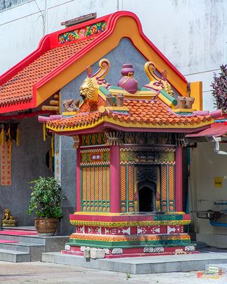 San Jao Jui Tui Firecracker Pagoda and Small Shrine (DTHP0539)