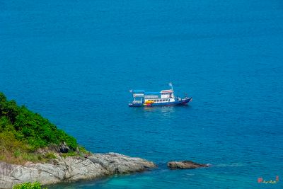 Dive Boat off Ko Man Island (DTHP0035)