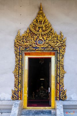 Wat Kan Matuyaram Phra Ubosot Doorway (DTHB2532)
