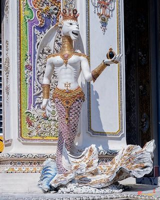 Wat Pariwas Ubosot Guardian (DTHB2650)