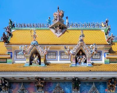 Wat Pariwas Wihan Roof (DTHB2655)
