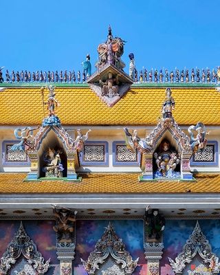 Wat Pariwas Wihan Roof (DTHB2656)