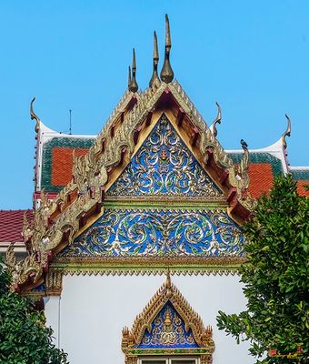 Wat Benchamabophit Monks' Residence Gable (DTHB1248)