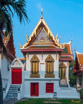 Wat Benchamabophit Library (DTHB1250)