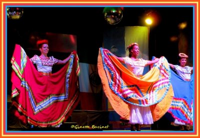 musique,costumes, tout y est...