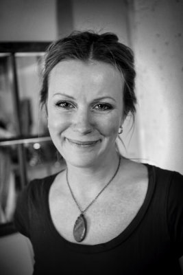 Shelly Dec 22 27 BW 