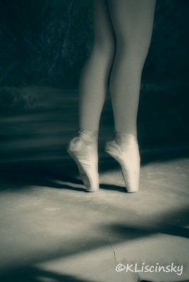 dancer's feet