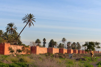 01_Marrakech city wall.jpg