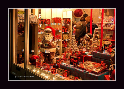 The Chocolate Santa stands 1 metre  with a Price Tag $347.46 USD
