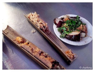 竹筒飯配鹵豆乾