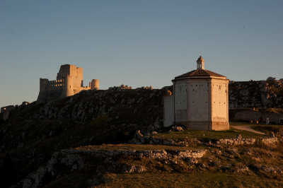 S. Maria della Piet e Castello a Rocca Calascio
