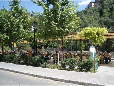 Cafe below the Alhambra