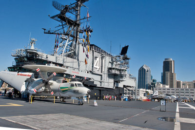 7886 USS Midway