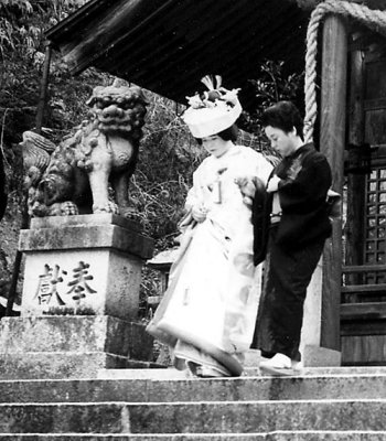 Wedding at Ono Shrine 2