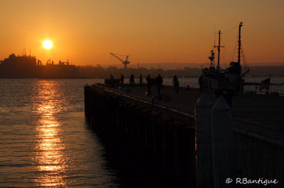 pier sillouete