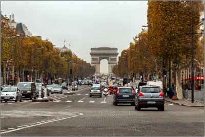 Driving The Avenue des Champs-lyses