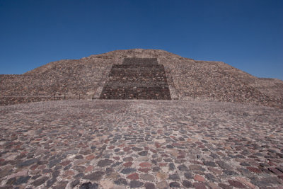 Primera Plataforma de la Piramide de La Luna