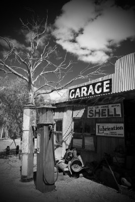 Garage (100_5482)