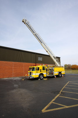 Rock Falls,IL Ladder 50 10-9-12 1059 AM #1.JPG