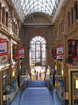 shopping mall, Buenos Aires