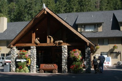 Belknap Hot Springs Lodge, OR