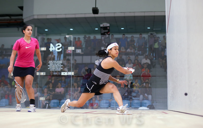 Nicol David (Malaysia) v Omneya Abdel Kawy (Egypt) crimson/black 