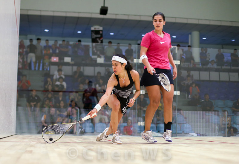 Nicol David (Malaysia) v Omneya Abdel Kawy (Egypt) crimson/black 